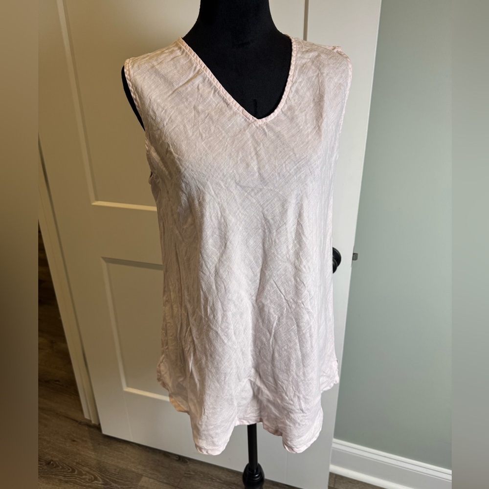 Match Point Linen V-Neck Bias Cut Tank Top in light Pink